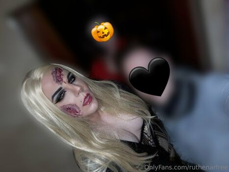 ruthenarfree Leaked Nude OnlyFans (Photo 23)