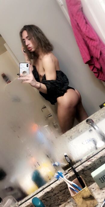 rxndii Leaked Nude OnlyFans (Photo 3)