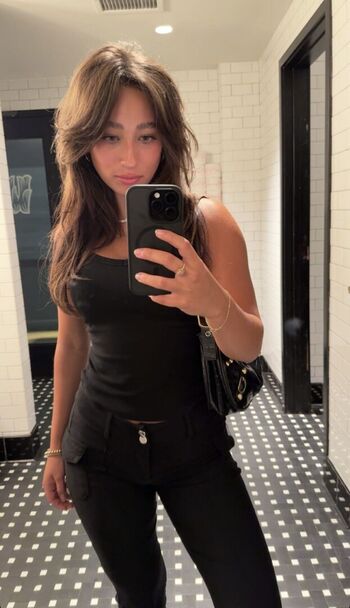 Ryanne Elyse Leaked Nude OnlyFans (Photo 1)