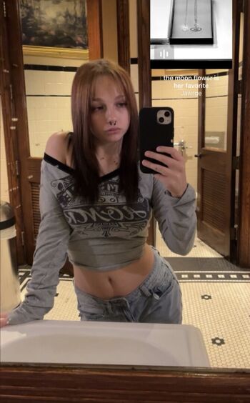 rynamonroe Leaked Nude OnlyFans (Photo 2)