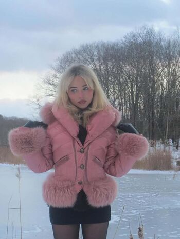 Sabrina Carpenter