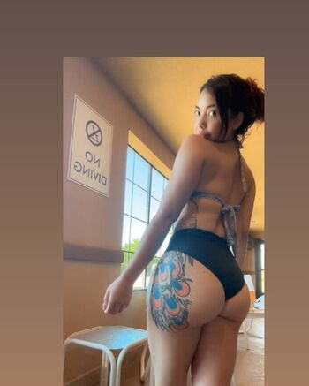 Sabrina Marae Leaked Nude OnlyFans (Photo 5)