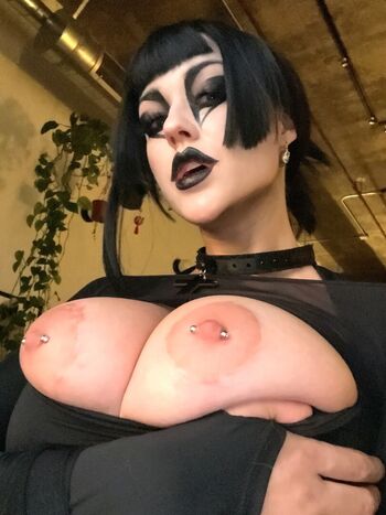 Sabrina Nichole