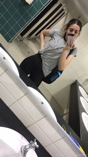 sad-anchor Leaked Nude OnlyFans (Photo 22)