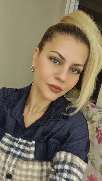 sahllileyla Leaked Nude OnlyFans (Photo 2)