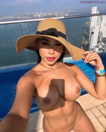 salomevasquez Leaked Nude OnlyFans (Photo 2)