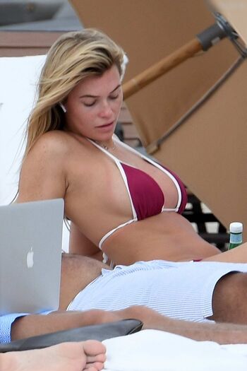 Samantha Hoopes