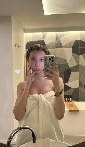 Samantha Schwartz Leaked Nude OnlyFans (Photo 91)