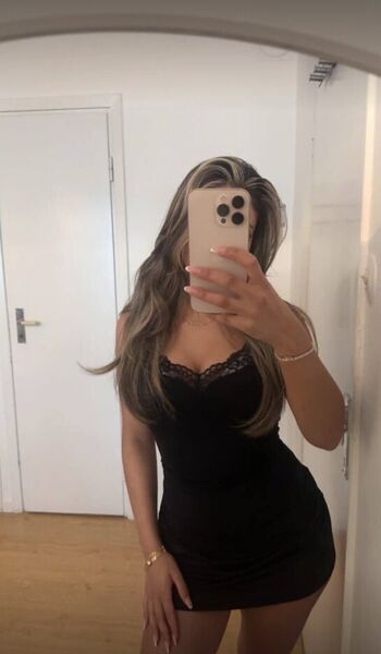 sanddra_h Leaked Nude OnlyFans (Photo 2)