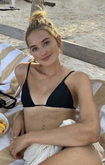 Sanne Vloet Leaked Nude OnlyFans (Photo 16)