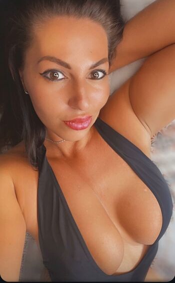 Sara Bigham Souhanki Leaked Nude OnlyFans (Photo 25)