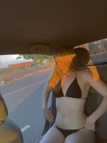 Sara Matos Leaked Nude OnlyFans (Photo 6)