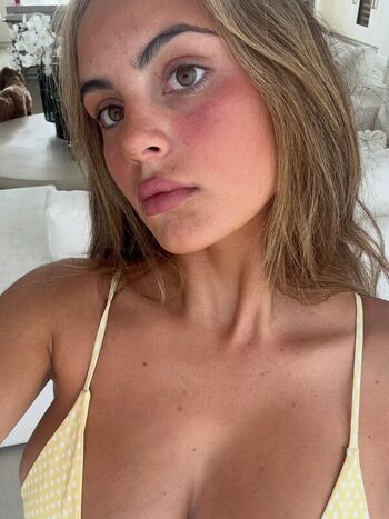 Sarabella Harris