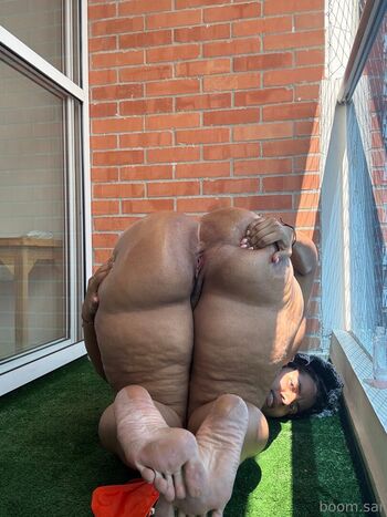 saraboom Leaked Nude OnlyFans (Photo 2)