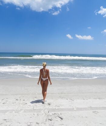 Sarah Abbott Leaked Nude OnlyFans (Photo 1)