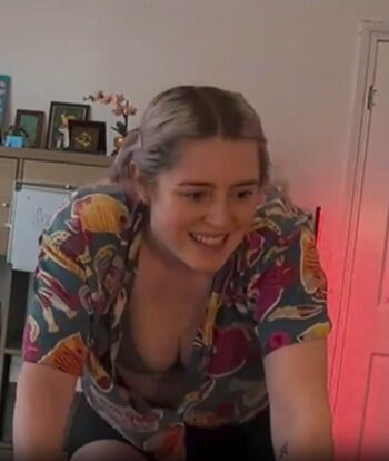 Sarah Bridgewater Leaked Nude OnlyFans (Photo 6)
