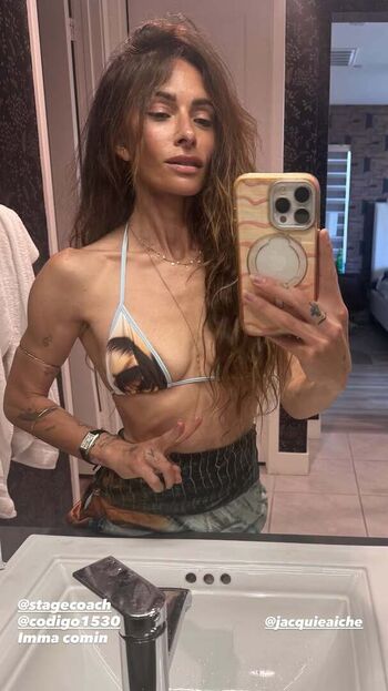 Sarah Shahi Leaked Nude OnlyFans (Photo 179)