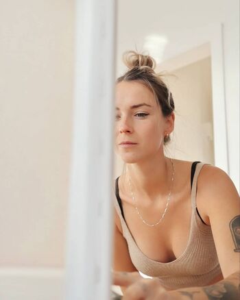 Saremm Leaked Nude OnlyFans (Photo 4)