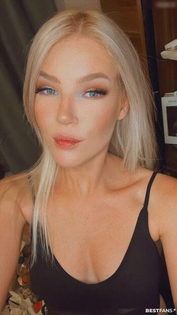 sarifari32 Leaked Nude OnlyFans (Photo 15)