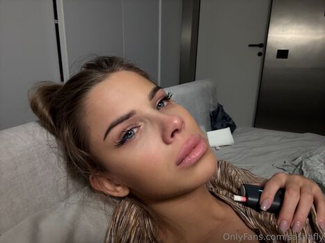 sashafly Leaked Nude OnlyFans (Photo 23)