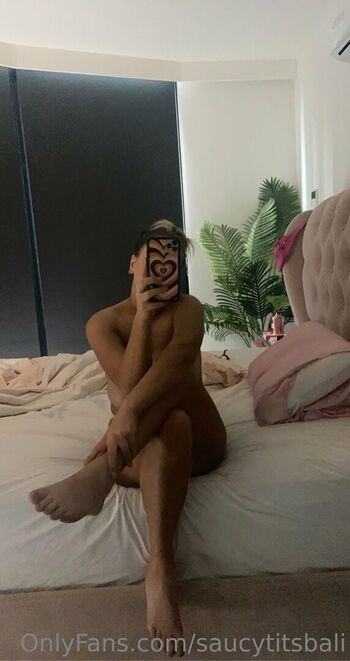 saucytitsbali Leaked Nude OnlyFans (Photo 11)
