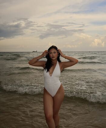 Savannah Xiong Hmong Leaked Nude OnlyFans (Photo 4)