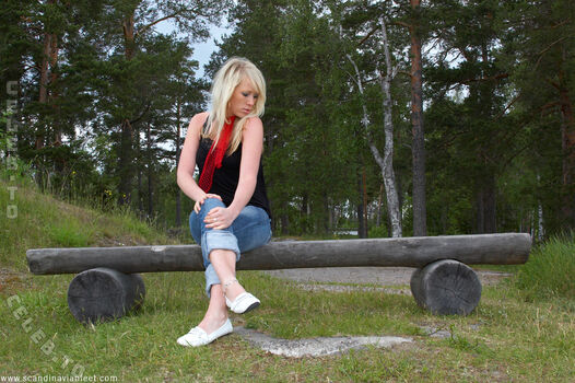 Scandinavian Feet