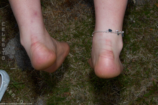 Scandinavian Feet