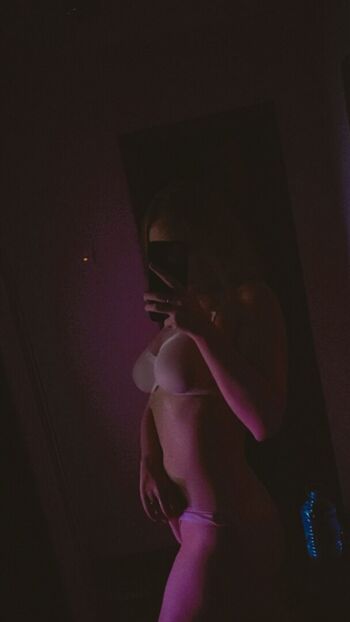 Selfika Leaked Nude OnlyFans (Photo 21)