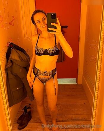 Serenity Cox