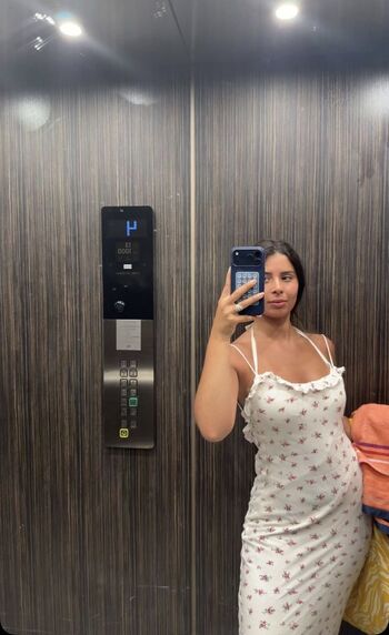 Shahinez Madih Leaked Nude OnlyFans (Photo 23)