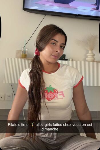 Shahinez Madih Leaked Nude OnlyFans (Photo 27)