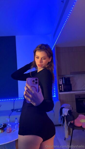 Shailoshana Leaked Nude OnlyFans (Photo 10)