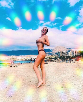 Shannon Fairweather Leaked Nude OnlyFans (Photo 12)