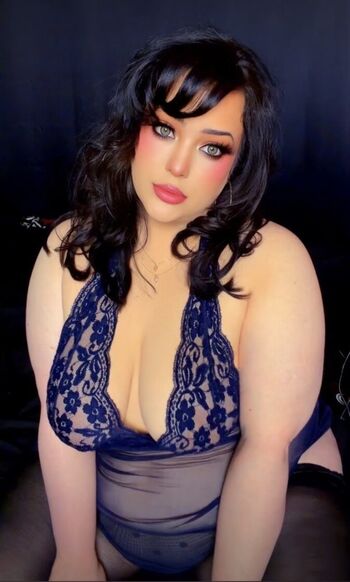 Shashleyx Leaked Nude OnlyFans (Photo 2)