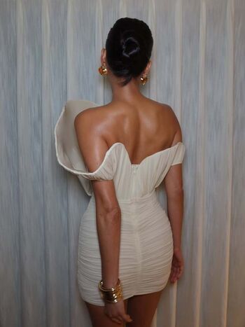 Shay Mitchell Leaked Nude OnlyFans (Photo 203)