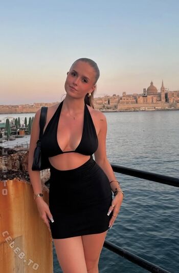 Sheila Gradascevic Leaked Nude OnlyFans (Photo 24)