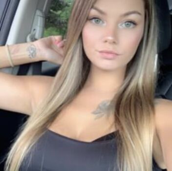 Shontel Baptista Leaked Nude OnlyFans (Photo 4)