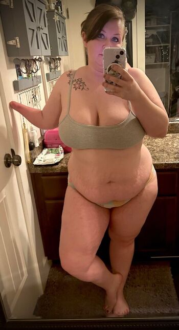 Shymommy_nextdoor
