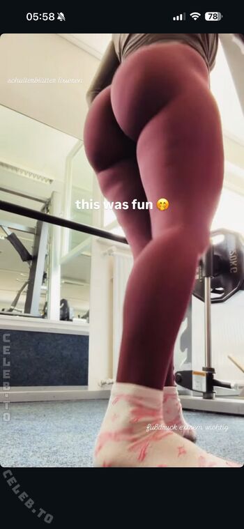 sinarwtz Leaked Nude OnlyFans (Photo 33)