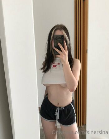 sinersina Leaked Nude OnlyFans (Photo 3)