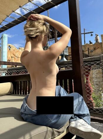 Skainheda Leaked Nude OnlyFans (Photo 28)