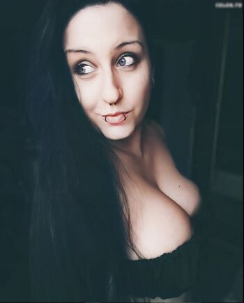 Skelli Leaked Nude OnlyFans (Photo 106)