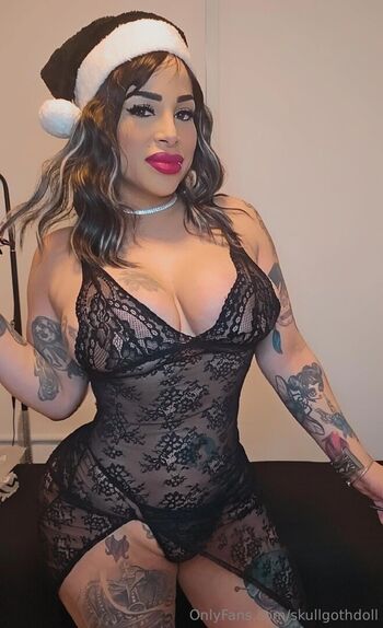 skullgothdoll