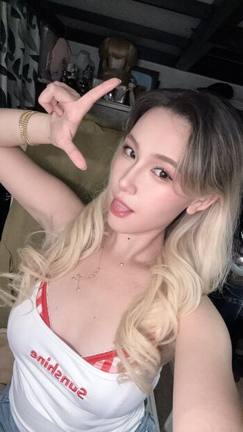 Skwid Leaked Nude OnlyFans (Photo 4)