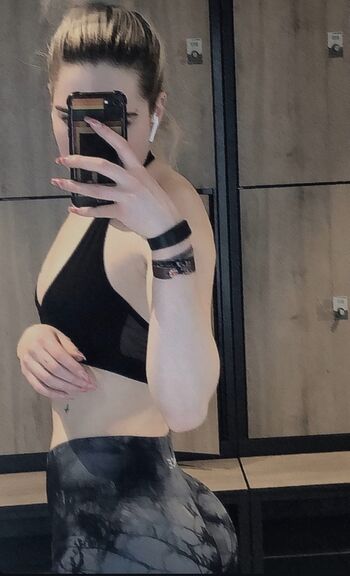 sky_stn_ Leaked Nude OnlyFans (Photo 1)