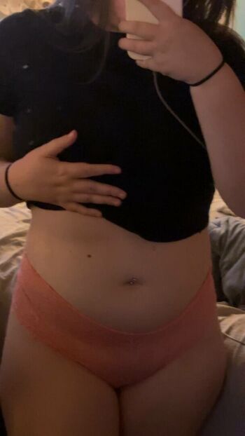 Skye Michelle Leaked Nude OnlyFans (Photo 2)