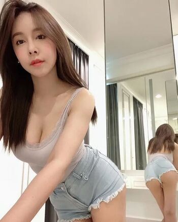 skykikijung Leaked Nude OnlyFans (Photo 18)