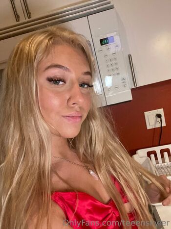skylerstormxo