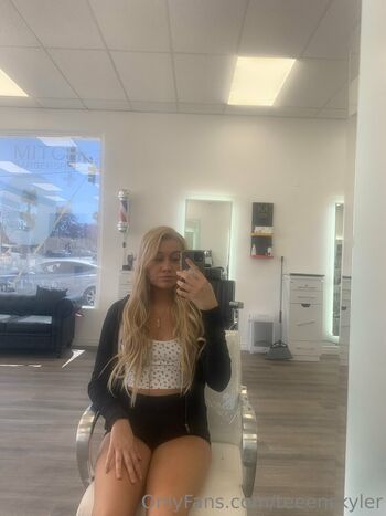 skylerstormxo